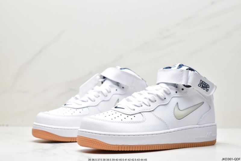 Nike Air Force 1